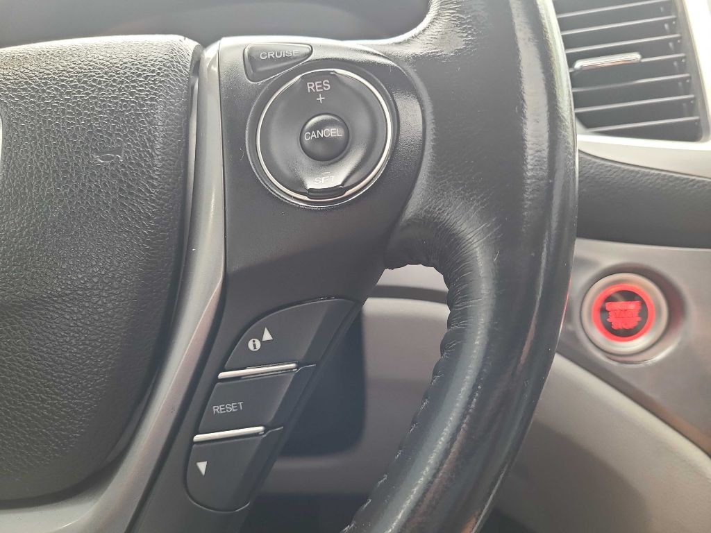 2017 Honda Pilot Image 24