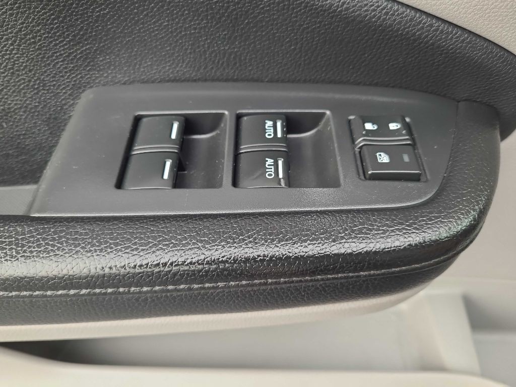 2017 Honda Pilot Image 33