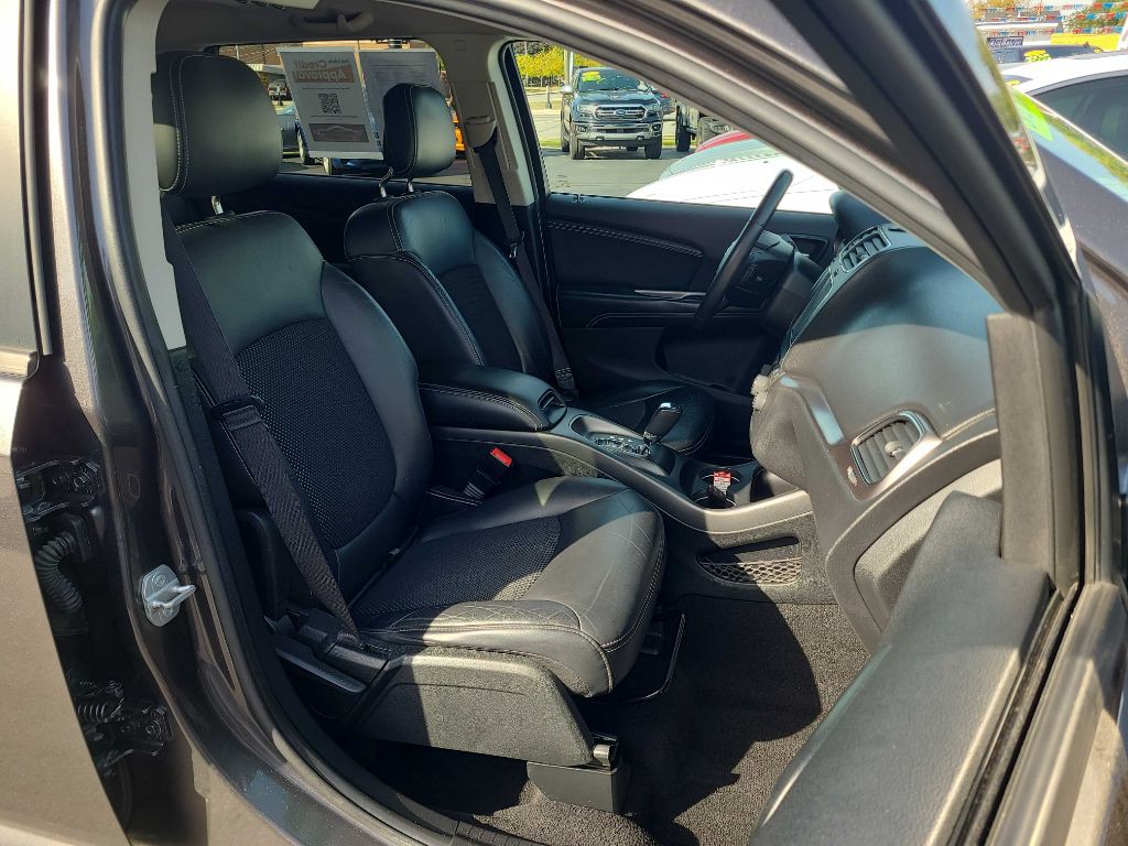 2015 Dodge Journey Image 11
