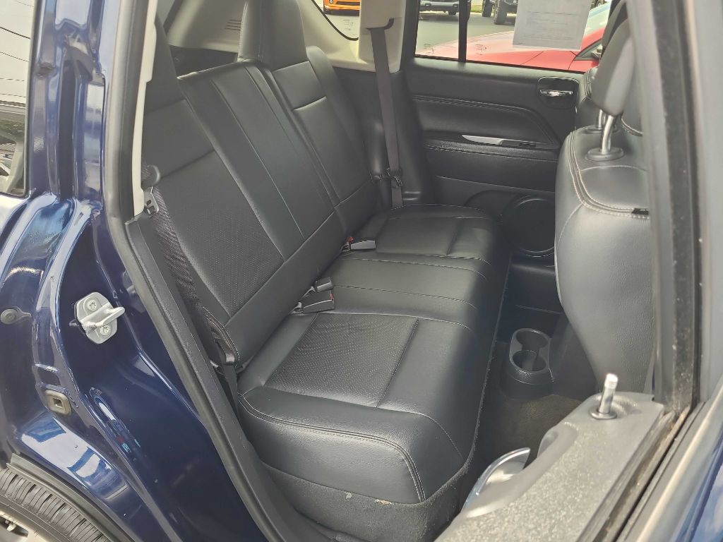 2016 Jeep Compass Image 14