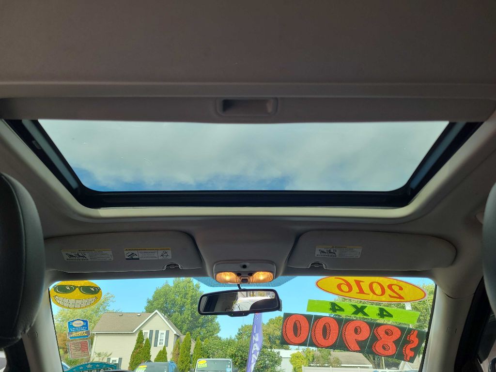 2016 Jeep Compass Image 16