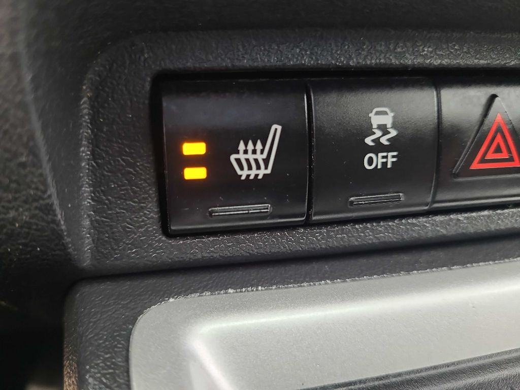 2016 Jeep Compass Image 21