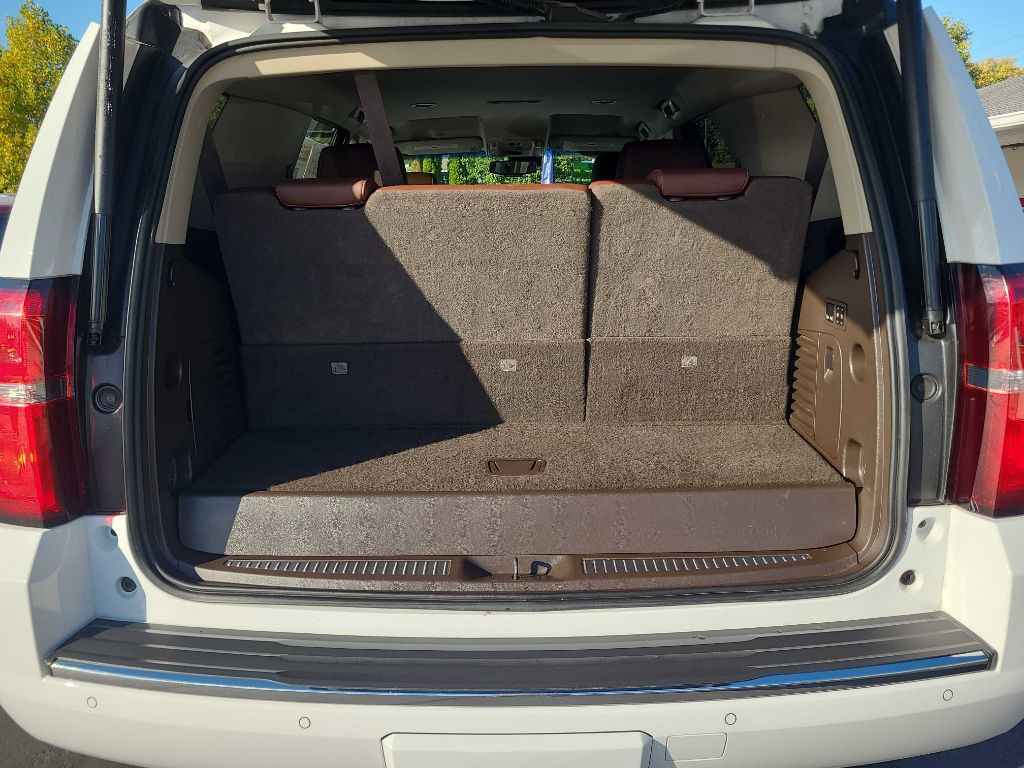 2017 Chevrolet Tahoe Image 14