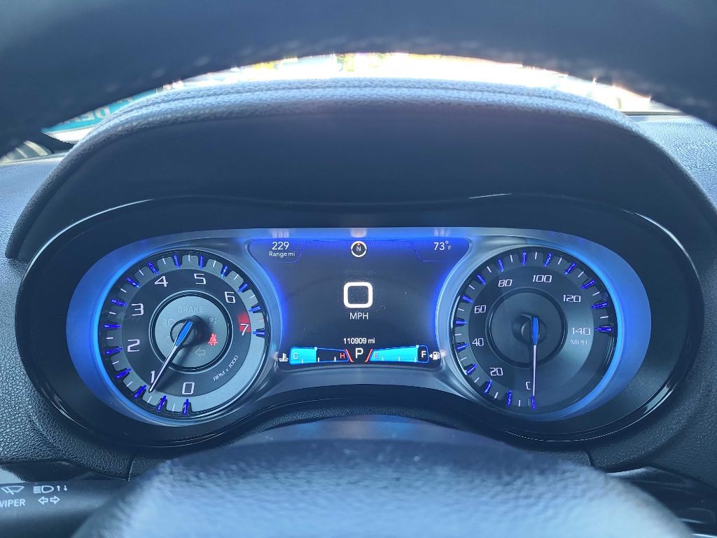 2018 Chrysler 300 Image 18