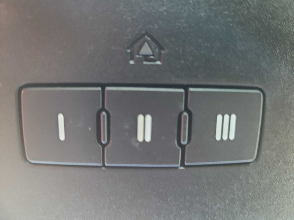 2018 Chrysler 300 Image 28