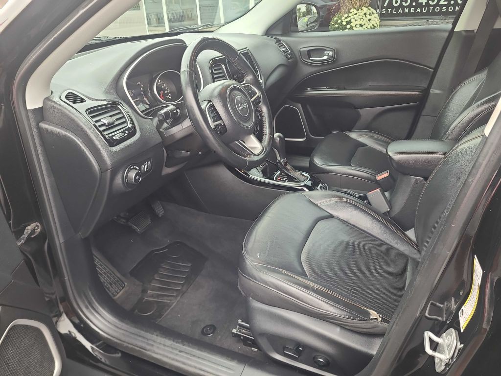 2018 Jeep Compass Image 9