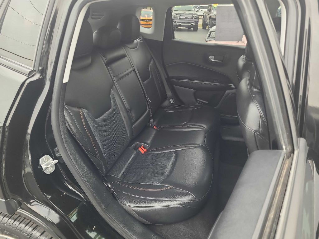 2018 Jeep Compass Image 13