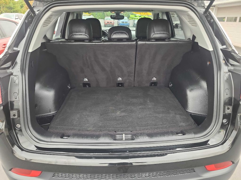 2018 Jeep Compass Image 14