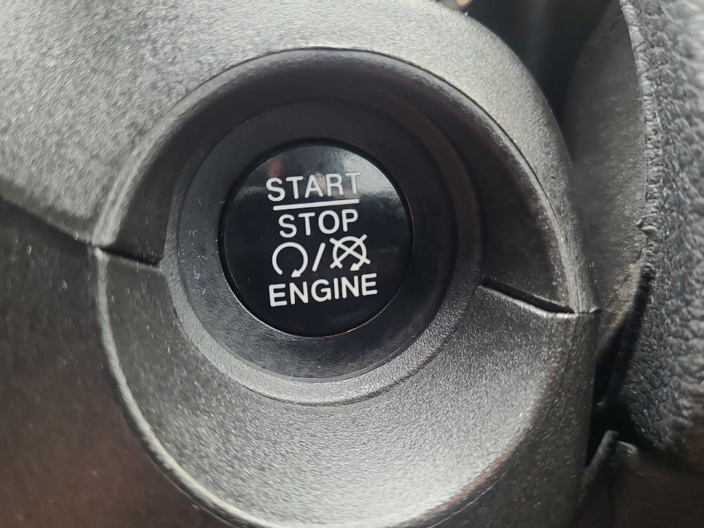 2018 Jeep Compass Image 22