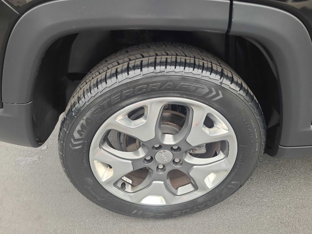 2018 Jeep Compass Image 35