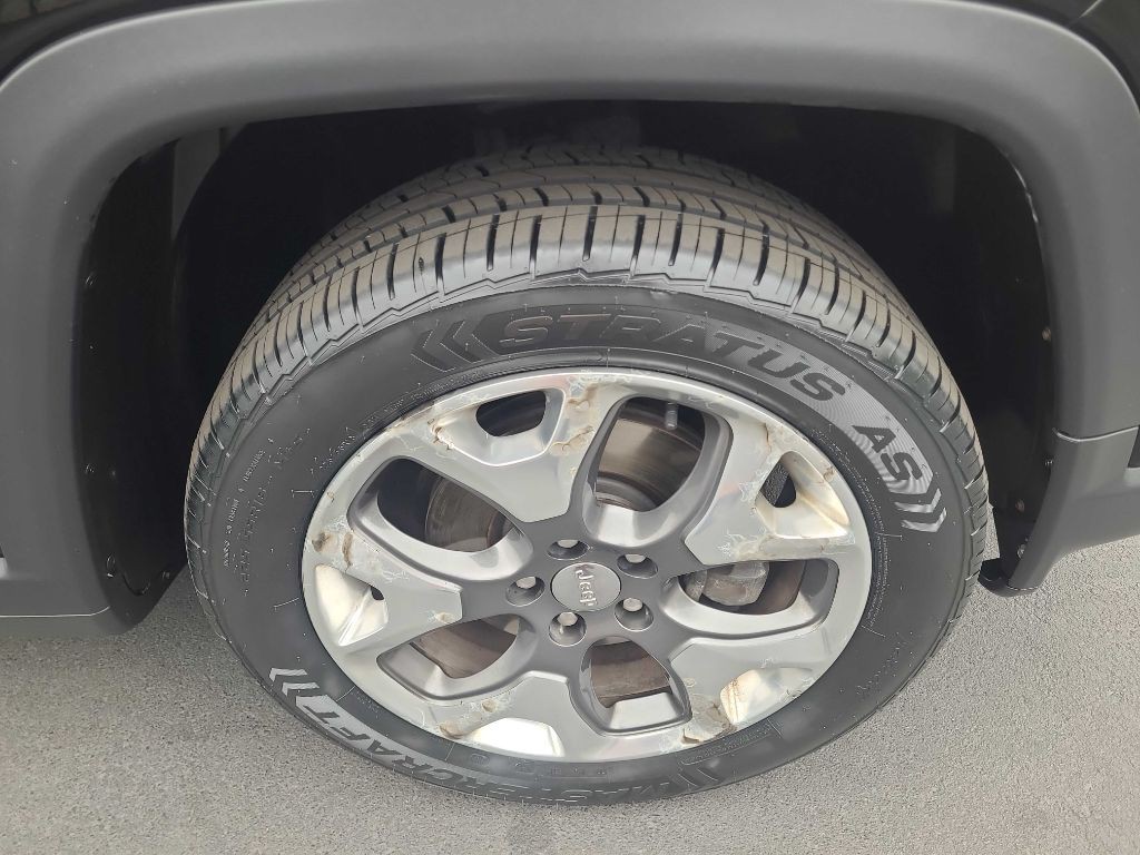 2018 Jeep Compass Image 36