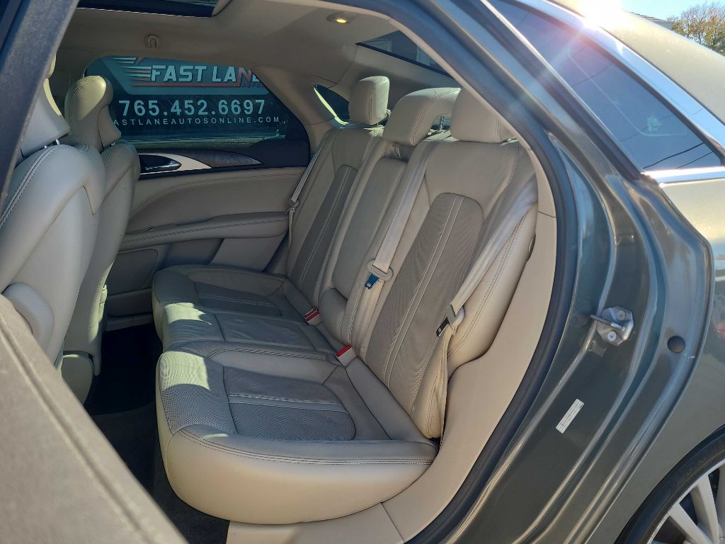 2017 Lincoln MKZ Image 13