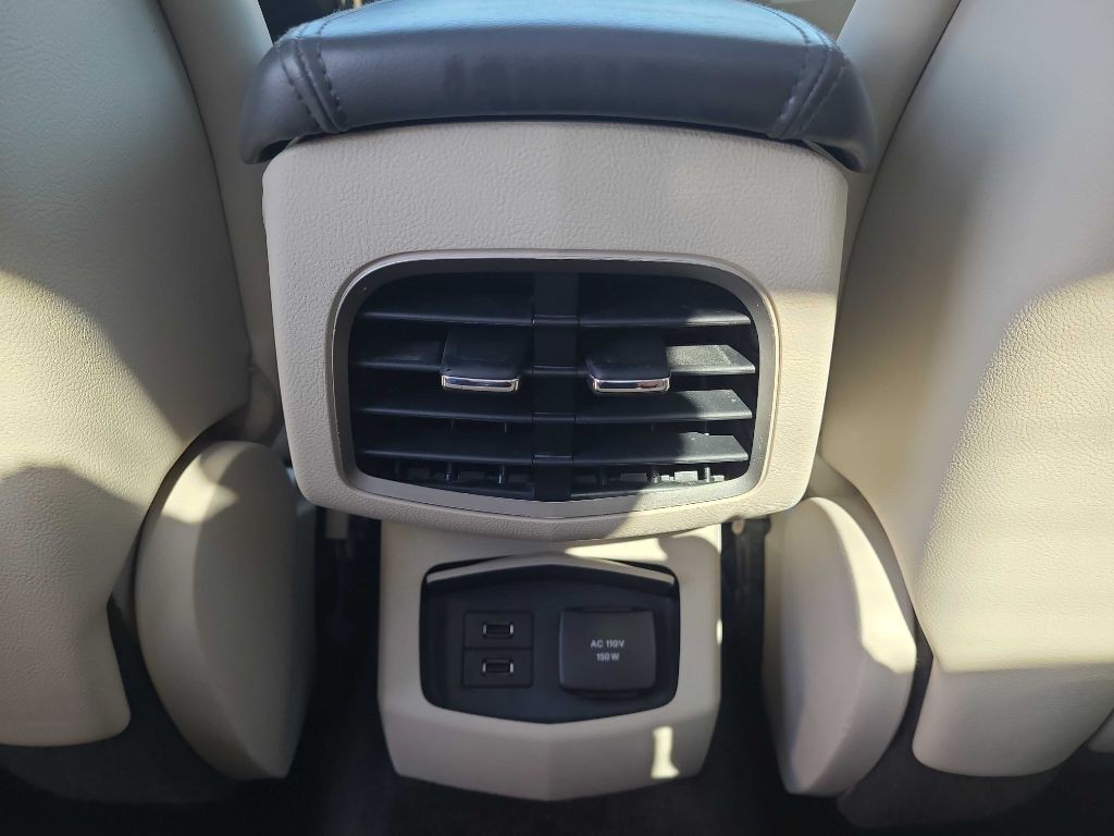 2017 Lincoln MKZ Image 16