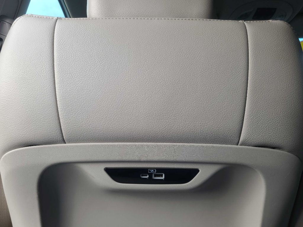 2021 Chrysler Pacifica Image 17