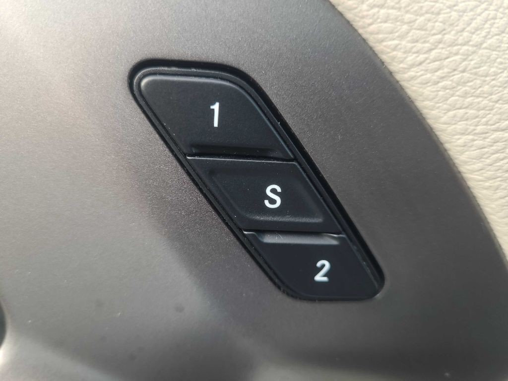 2021 Chrysler Pacifica Image 30