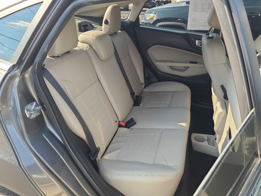 2016 Ford Fiesta Image 13