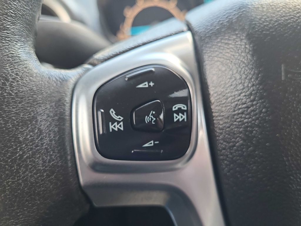 2016 Ford Fiesta Image 19