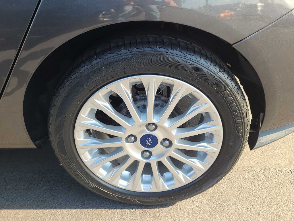 2016 Ford Fiesta Image 32