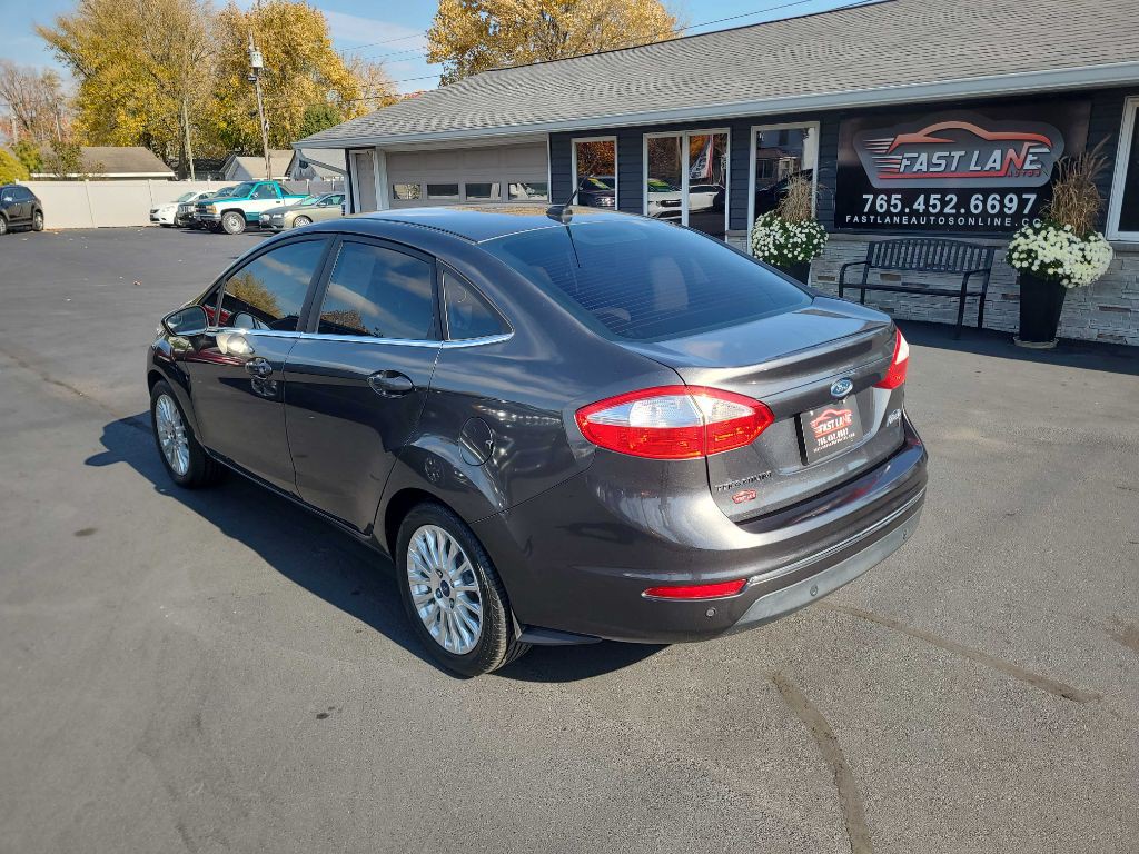 2016 Ford Fiesta Image 3