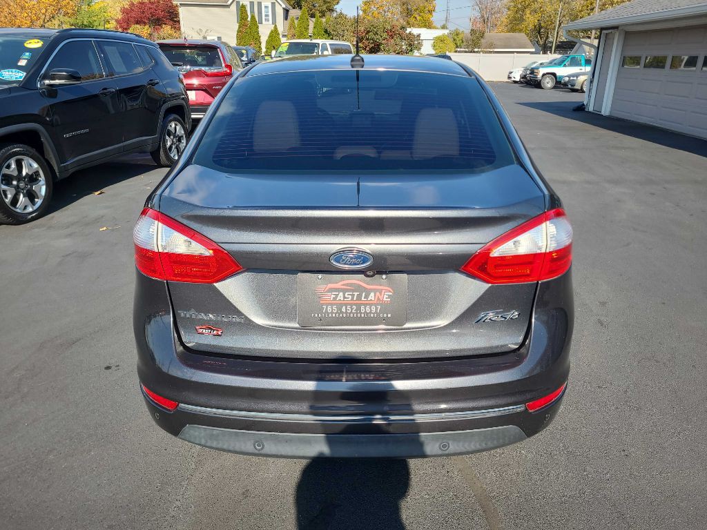 2016 Ford Fiesta Image 4