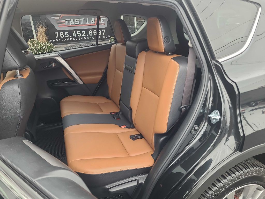 2017 Toyota Rav4 Image 13