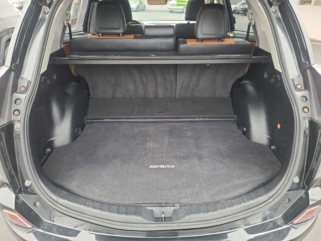 2017 Toyota Rav4 Image 15