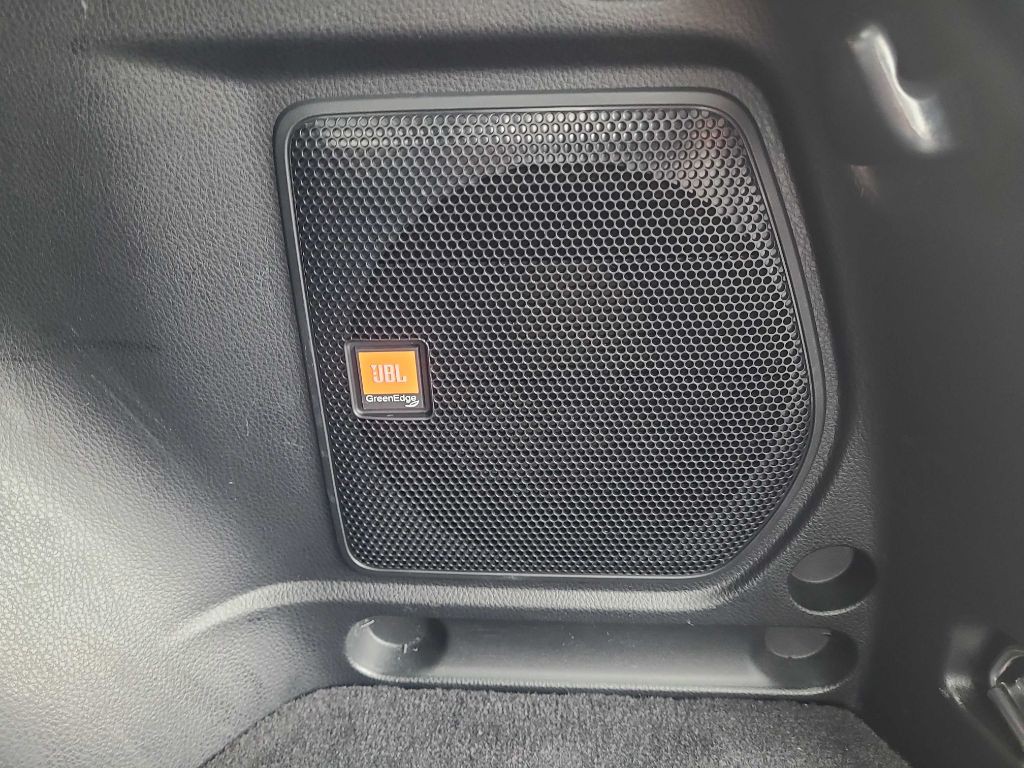 2017 Toyota Rav4 Image 17