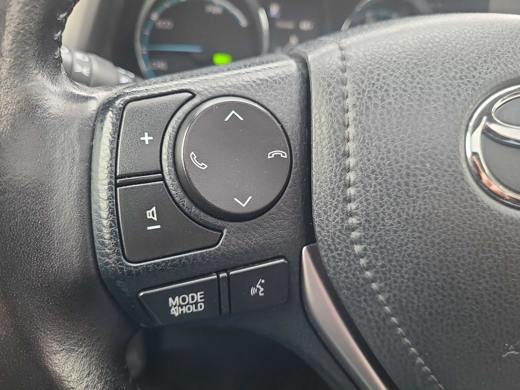 2017 Toyota Rav4 Image 22