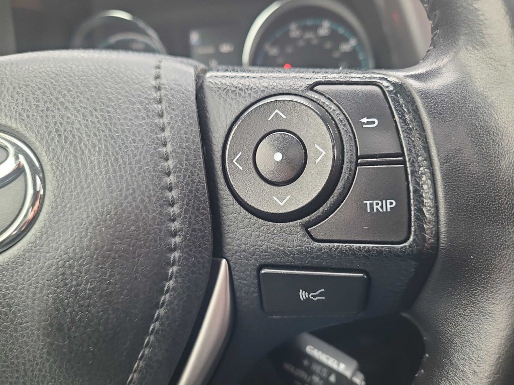 2017 Toyota Rav4 Image 24