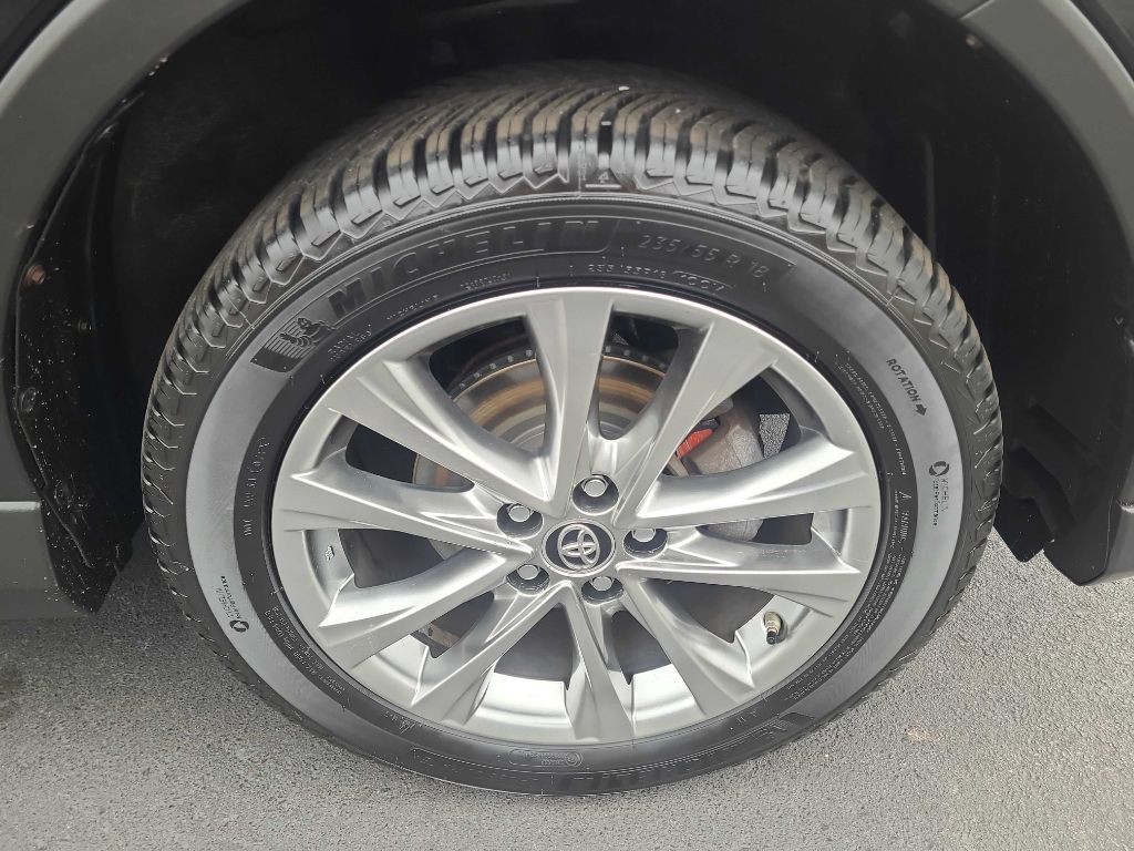 2017 Toyota Rav4 Image 42