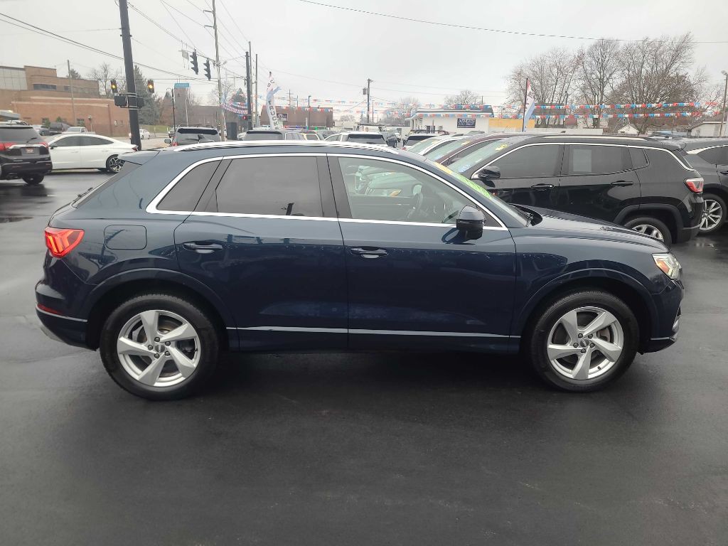 2020 Audi Q3 Image 6