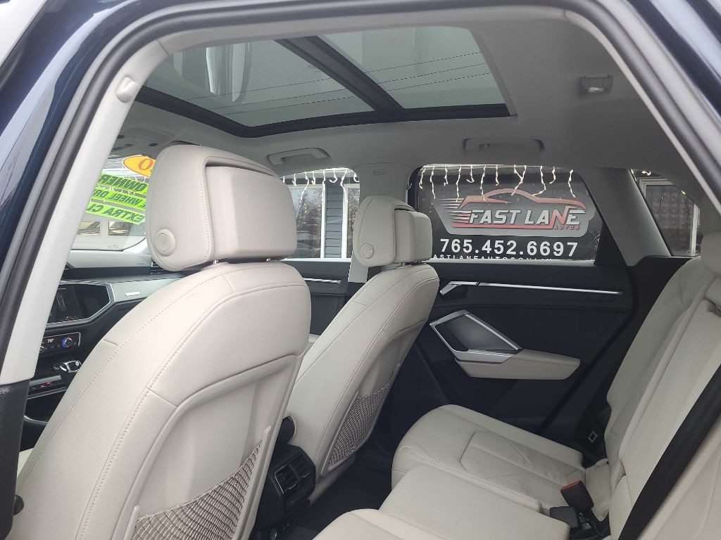 2020 Audi Q3 Image 9