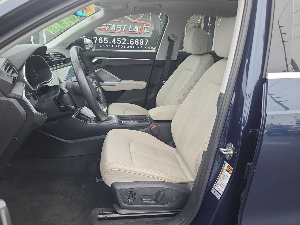 2020 Audi Q3 Image 11