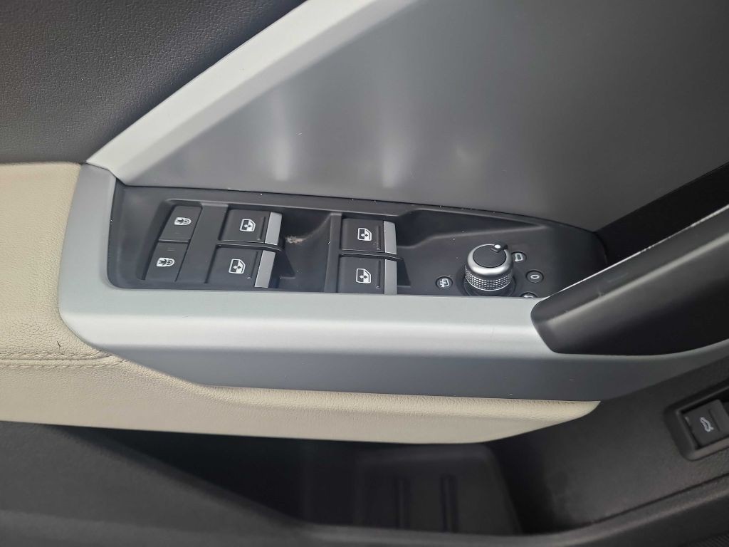 2020 Audi Q3 Image 31