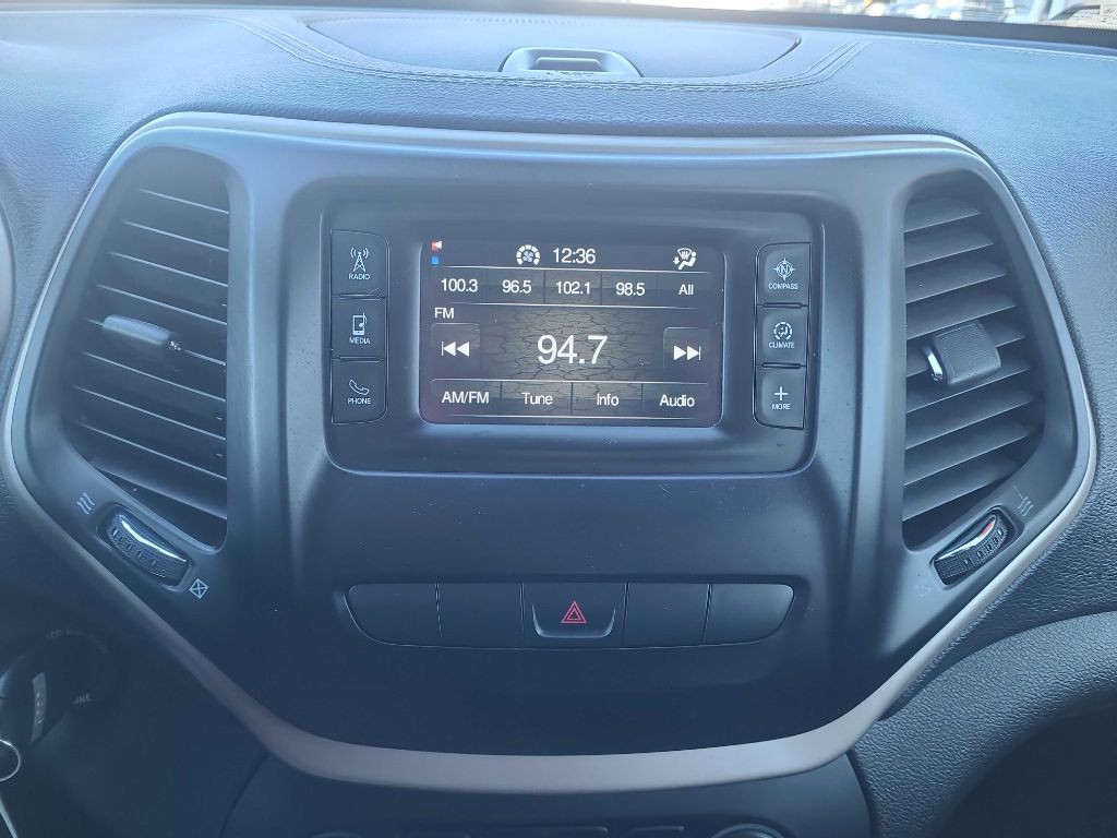 2014 Jeep Cherokee Image 20