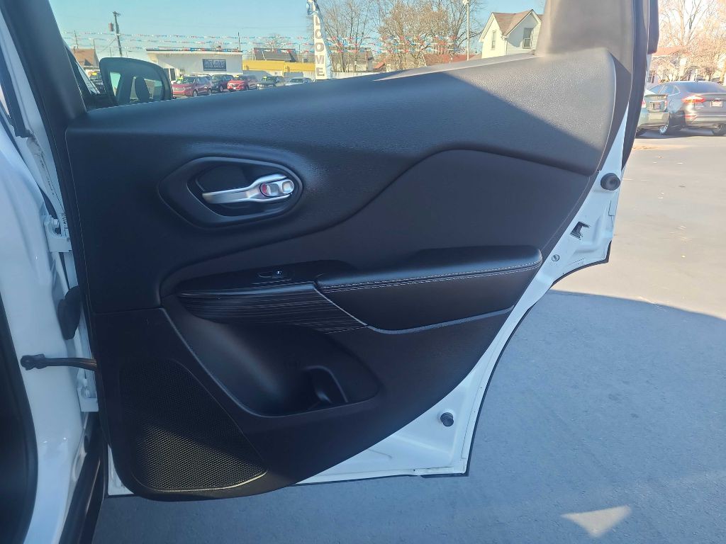 2014 Jeep Cherokee Image 29