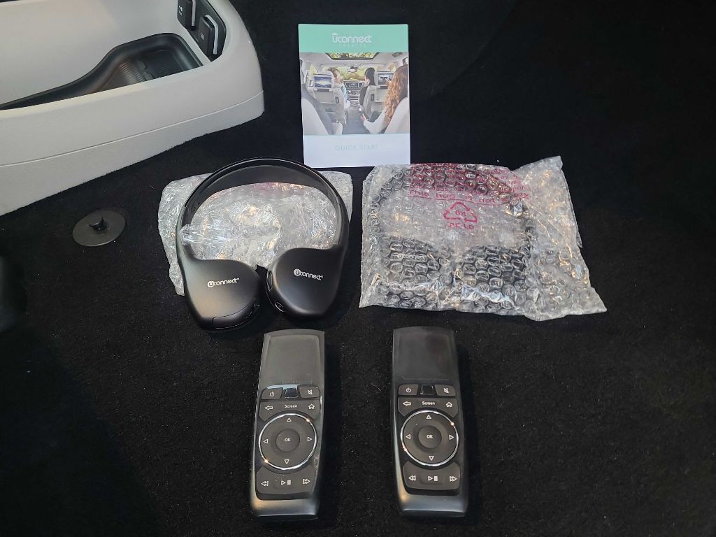 2018 Chrysler Pacifica Image 42