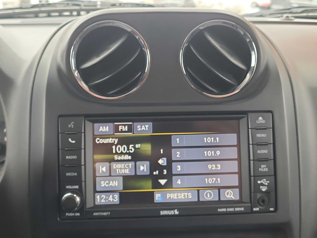 2016 Jeep Patriot Image 21