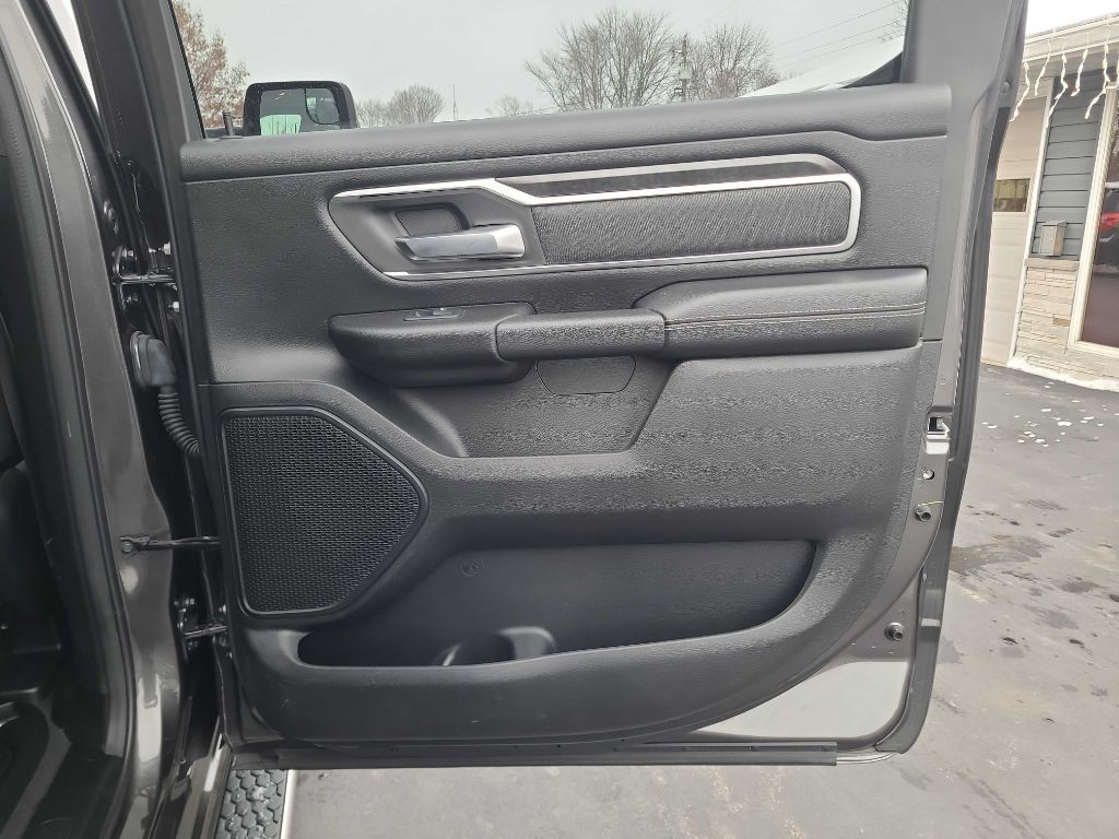 2019 RAM 1500 Image 33