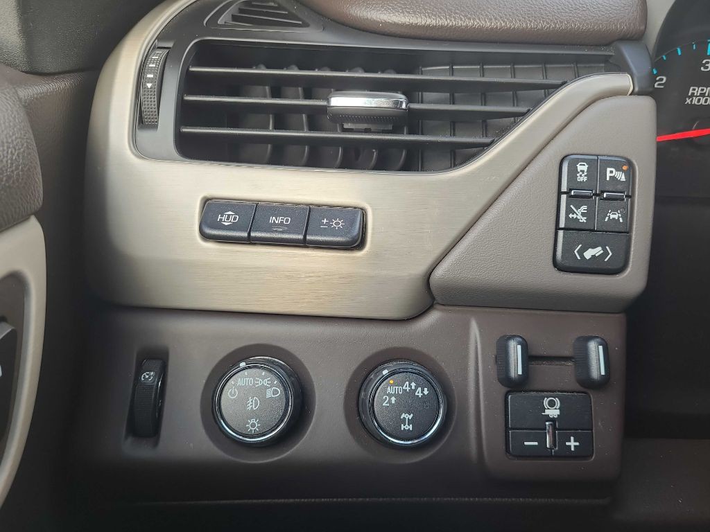 2017 GMC Yukon Image 23