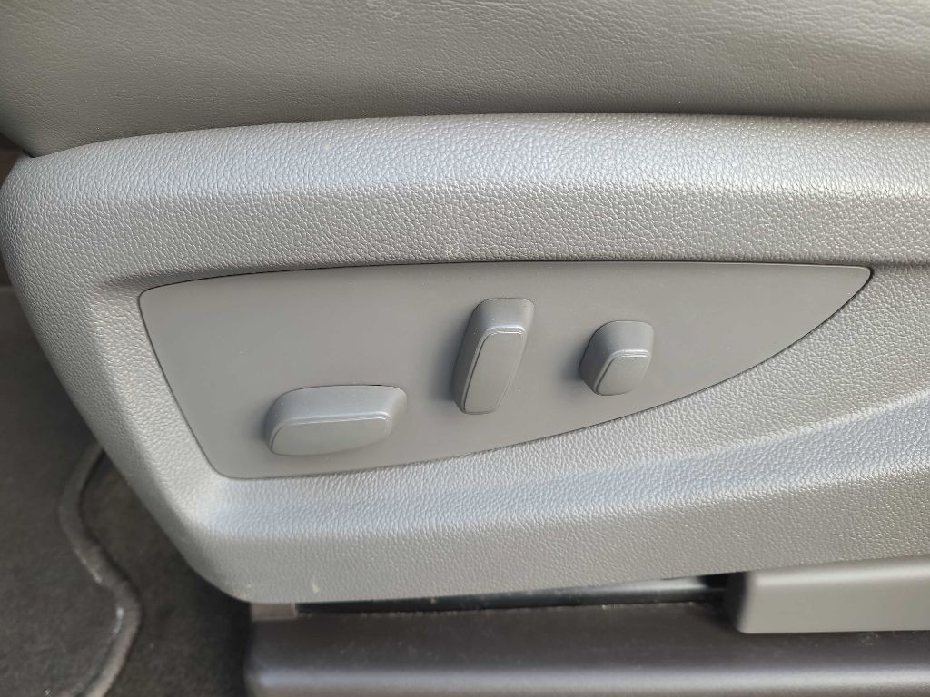 2017 GMC Yukon Image 36