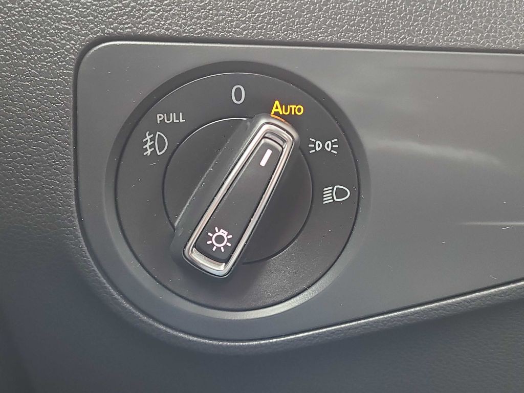 2018 Volkswagen Tiguan Image 21