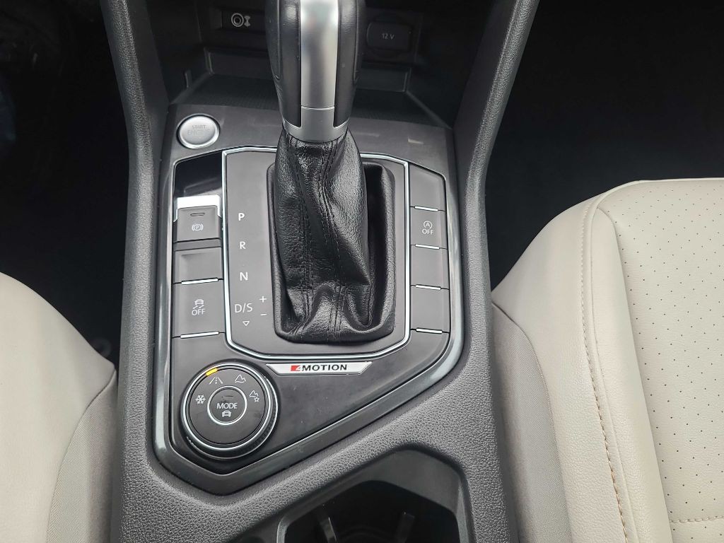 2018 Volkswagen Tiguan Image 30