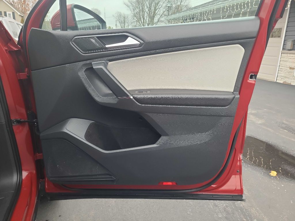 2018 Volkswagen Tiguan Image 36