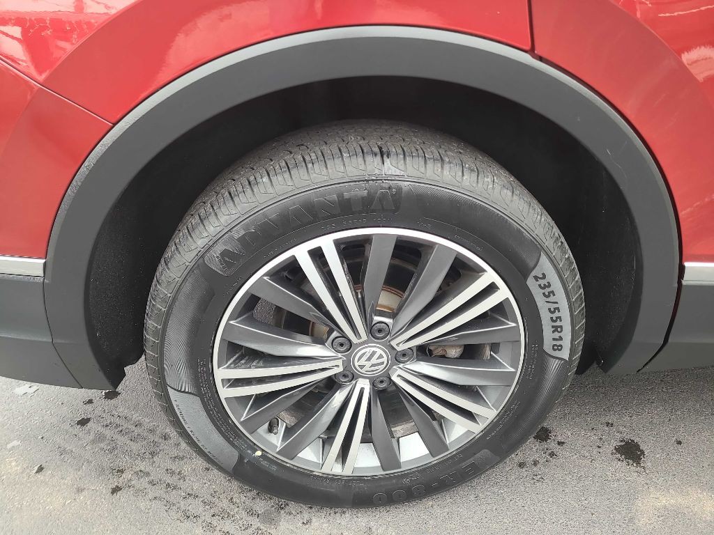 2018 Volkswagen Tiguan Image 40