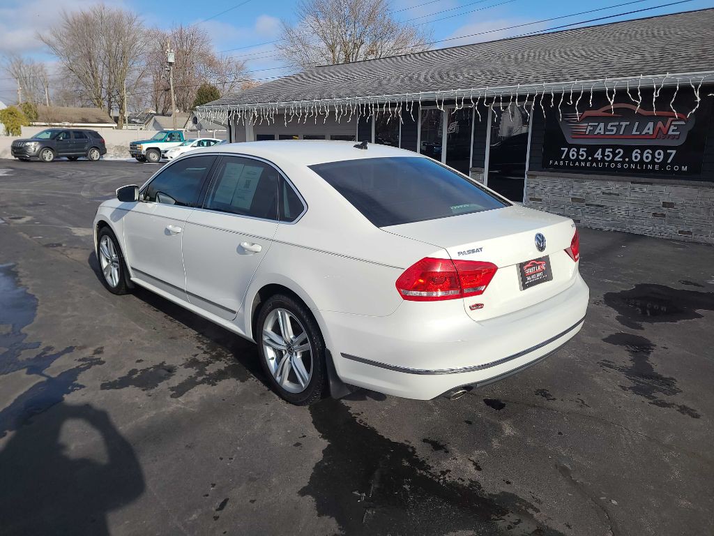 2013 Volkswagen Passat Image 3