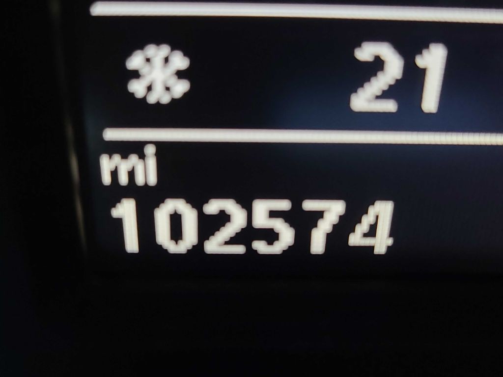 2013 Volkswagen Passat Image 19