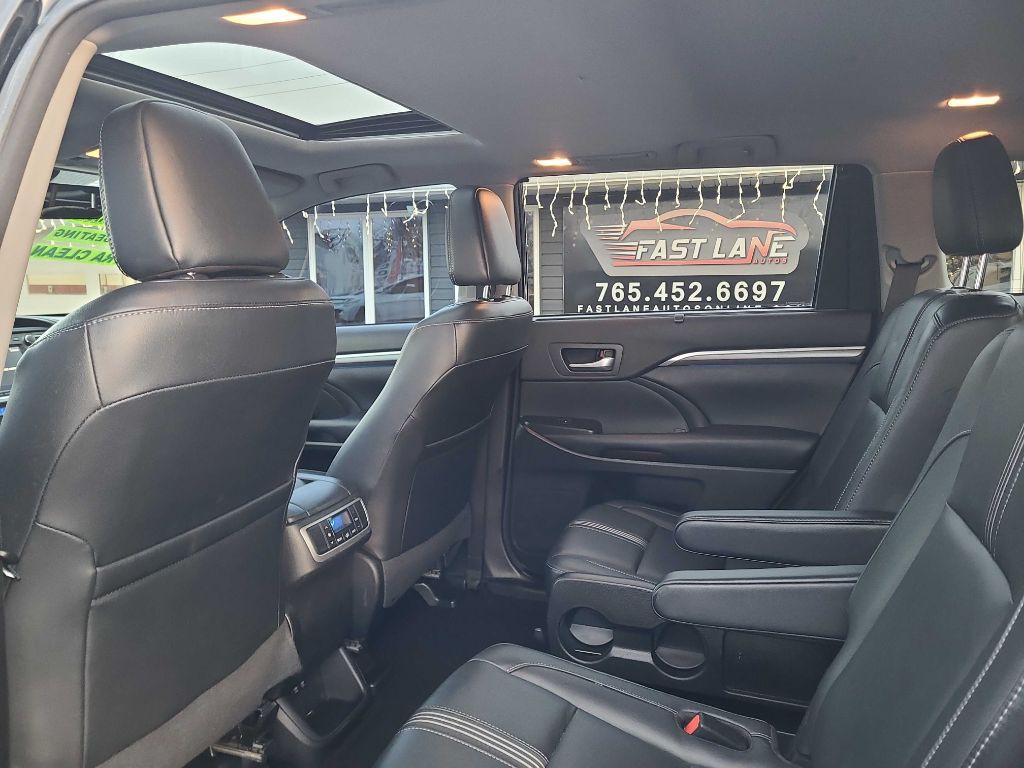 2018 Toyota Highlander Image 9