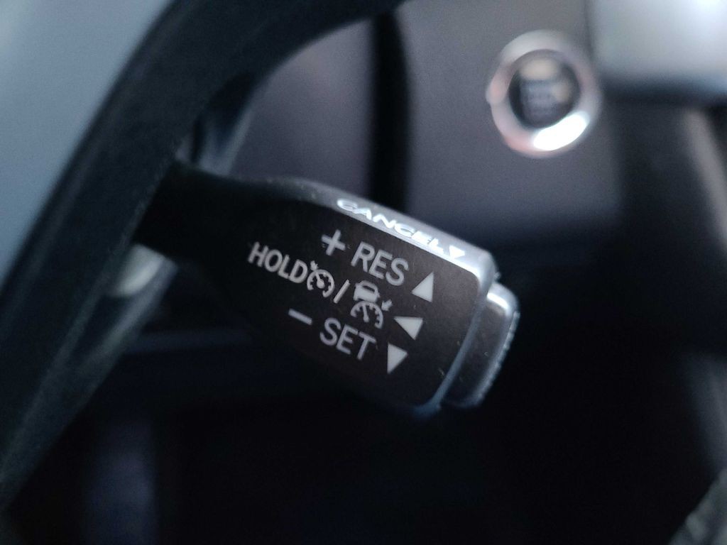 2018 Toyota Highlander Image 25