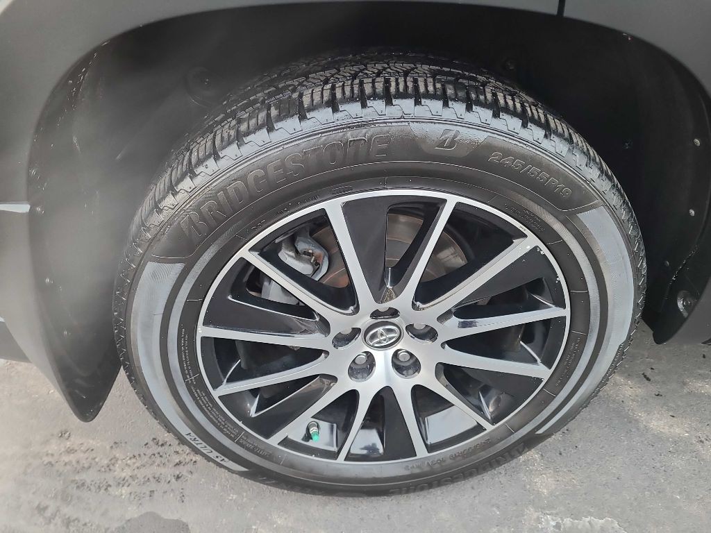 2018 Toyota Highlander Image 41